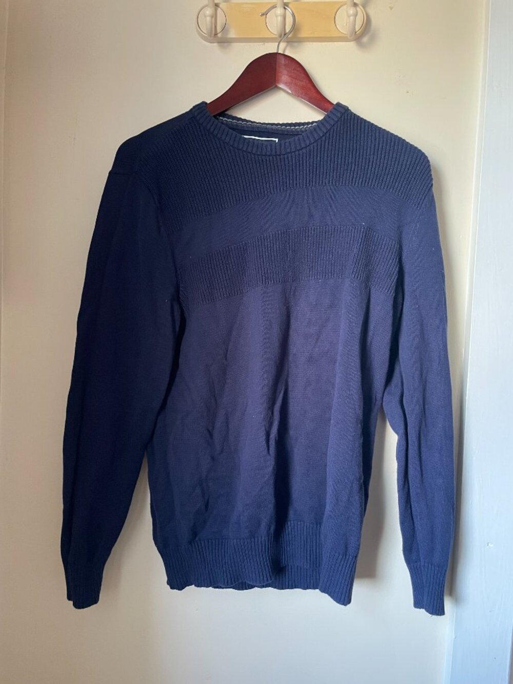 Mens Club Room Sweater. Navy. Medium